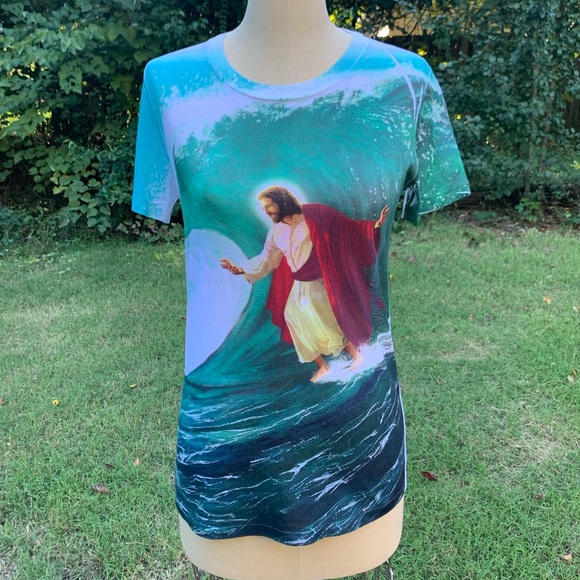 🏄‍♂️NWOT Surfing Jesus T-Shirt🏄‍♂️ - Picture 3 of 14